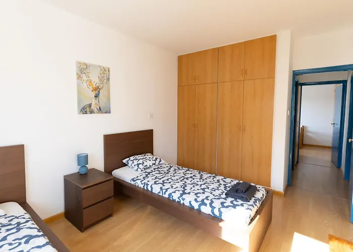 Downtown - Айя-Напа